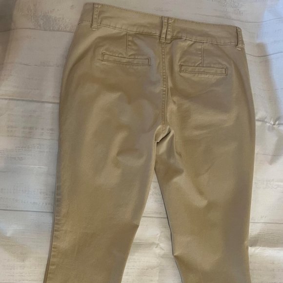 Mossimo Mid Rise Skinny Khaki Jeans - Picture 5 of 8